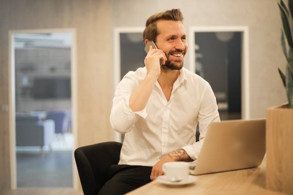 Quel est le rôle et l'intérêt des notaires dans la vente d'un bien immobilier au Bouscat ?
