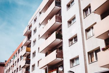 Les avantages du bouclier tarifaire pour les copropriétés face aux augmentations des tarifs énergétiques